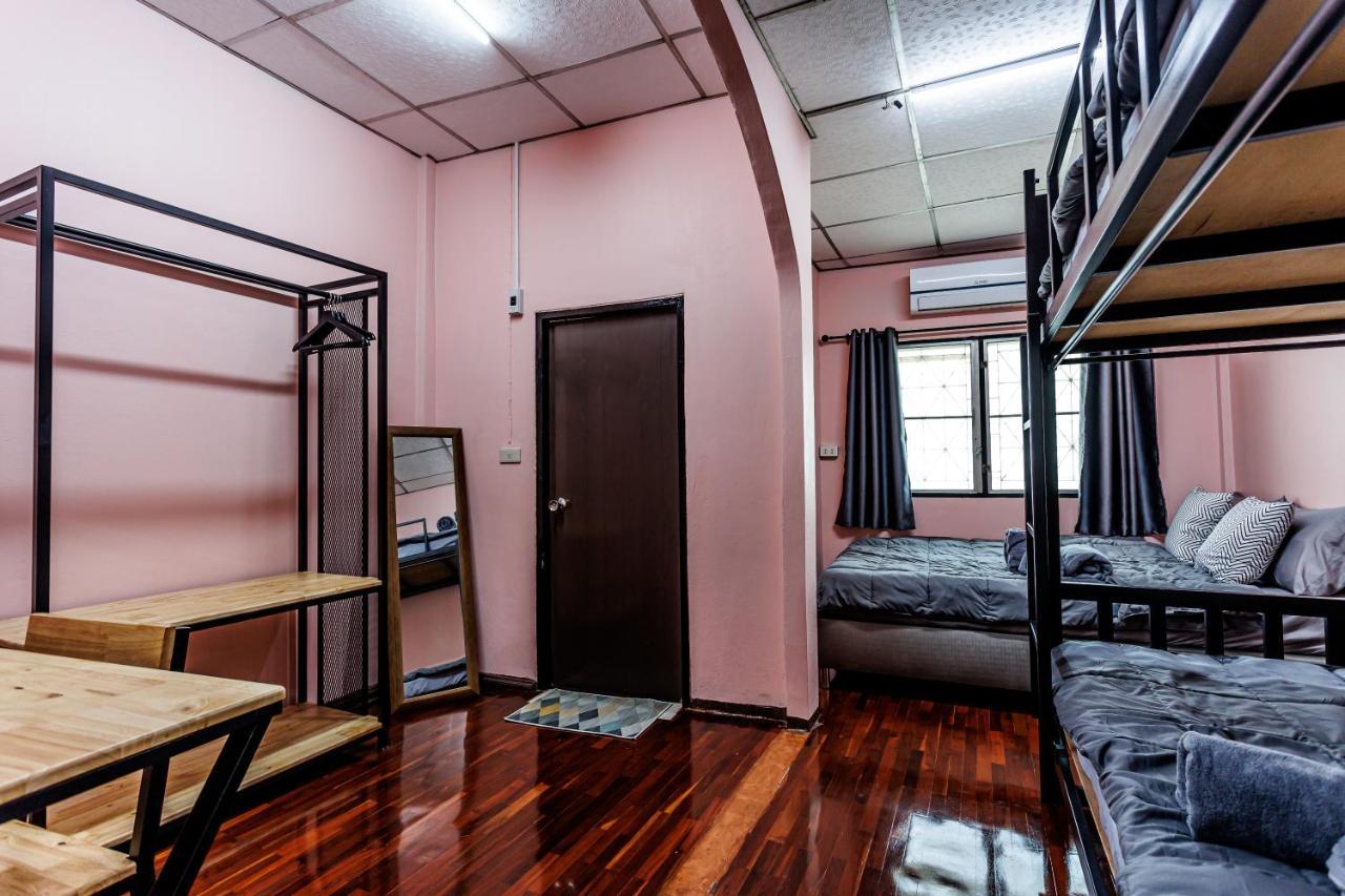 Baan Mee Suk Ayutthaya Pansiyon Dış mekan fotoğraf
