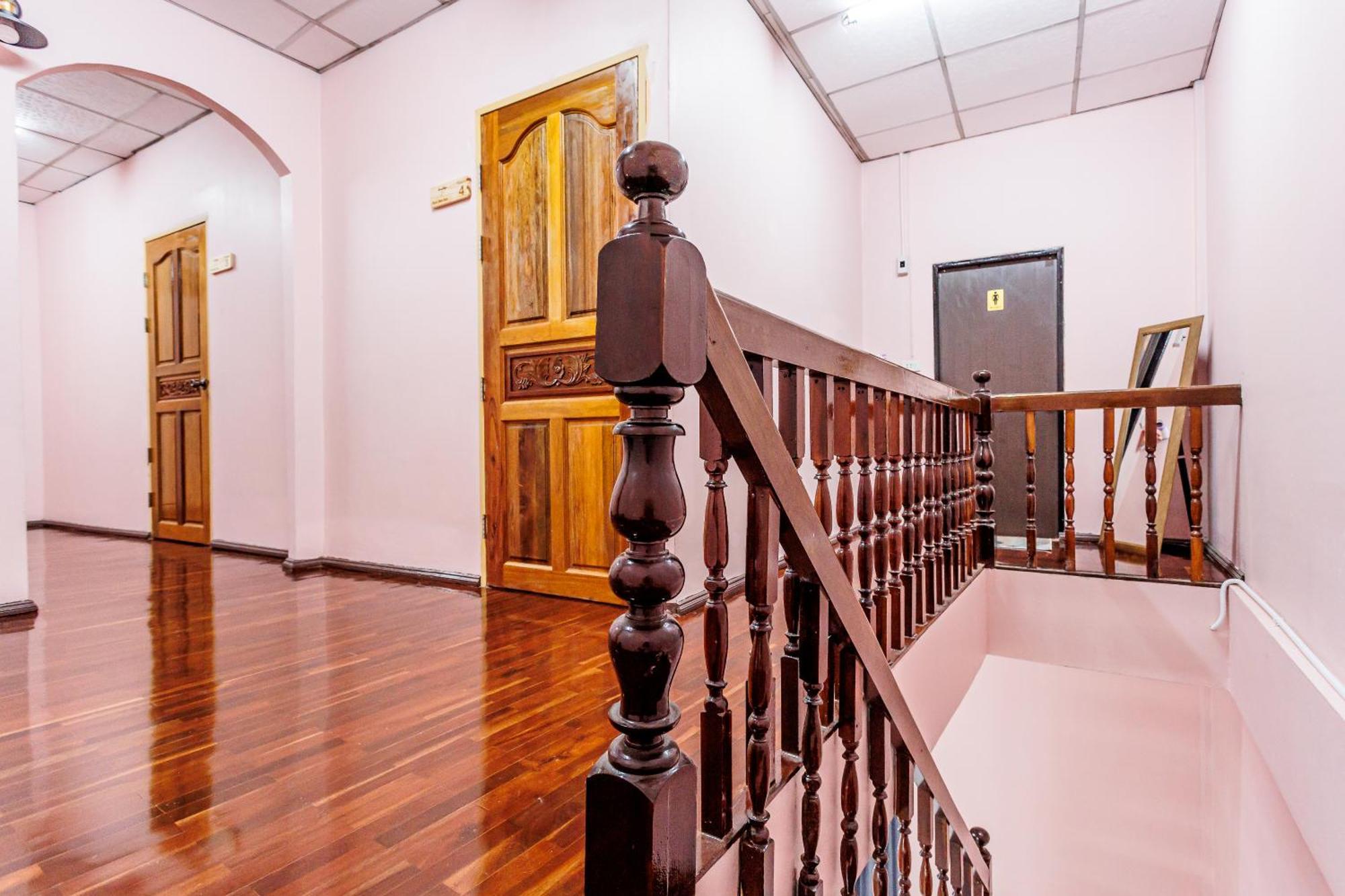 Baan Mee Suk Ayutthaya Pansiyon Dış mekan fotoğraf
